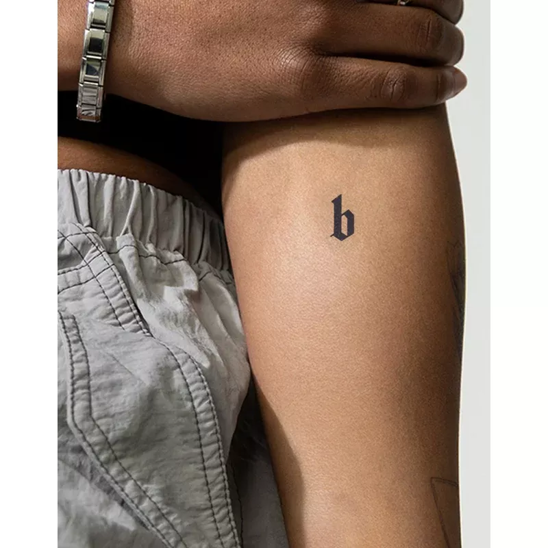 b