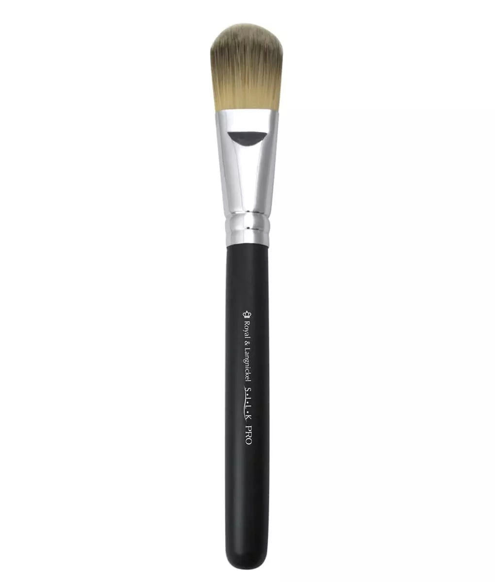 foundation-brush Foundation Brush