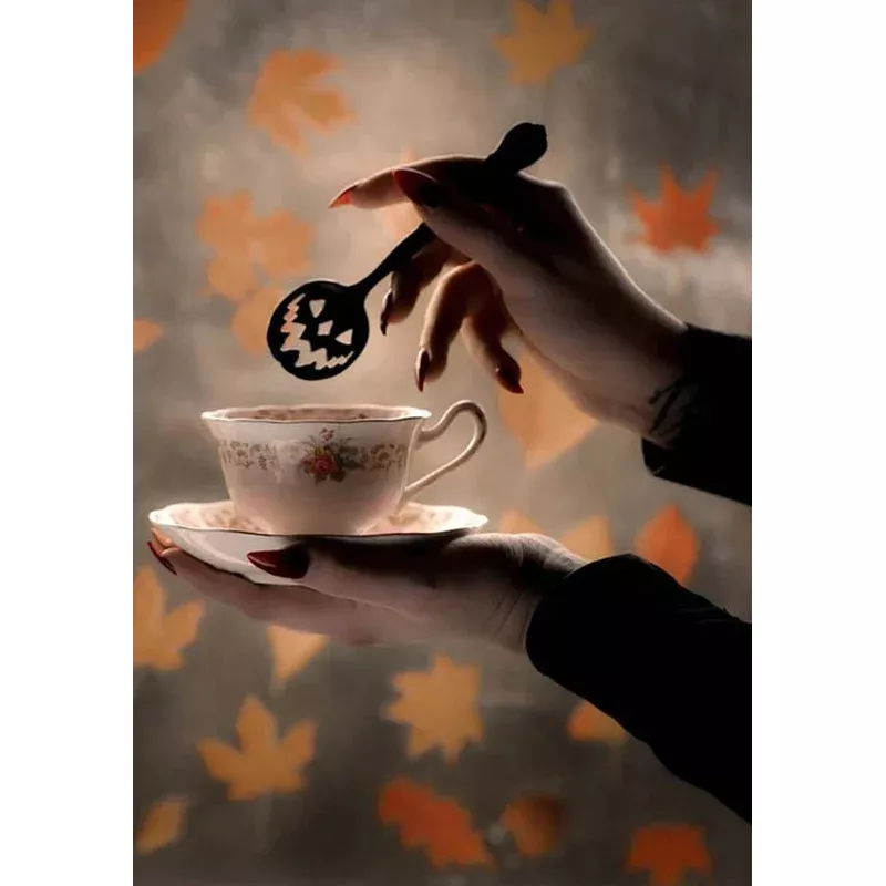Haunted Hallows [Black] | TEA SPOON