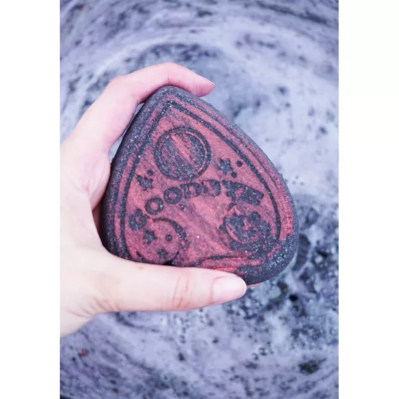 Planchette [Black/Red] | BATH BOMB