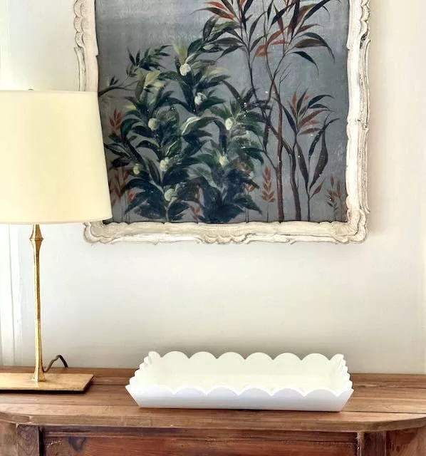 scallop-wood-tray-white Scallop Wood Tray White